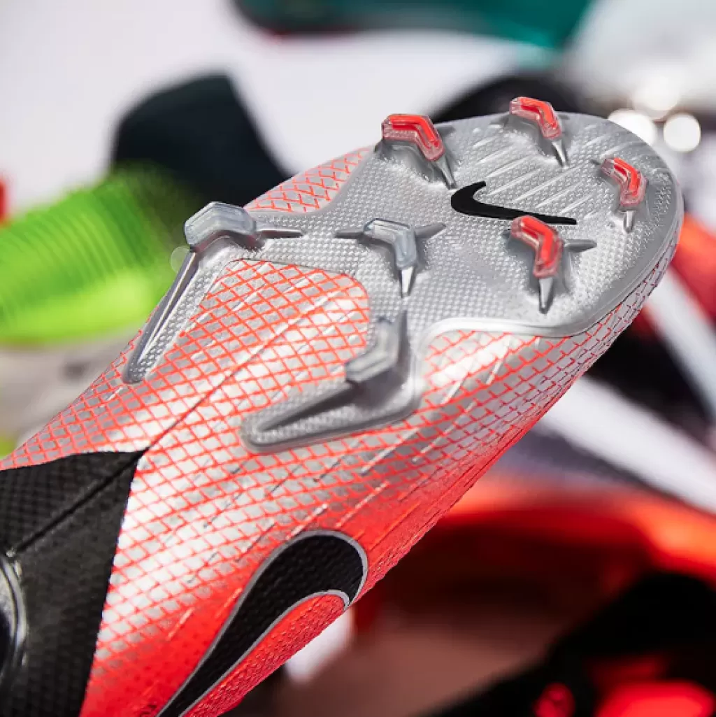 Бутсы профессиональные Nike Mercurial Superfly VI DF CR7 FG